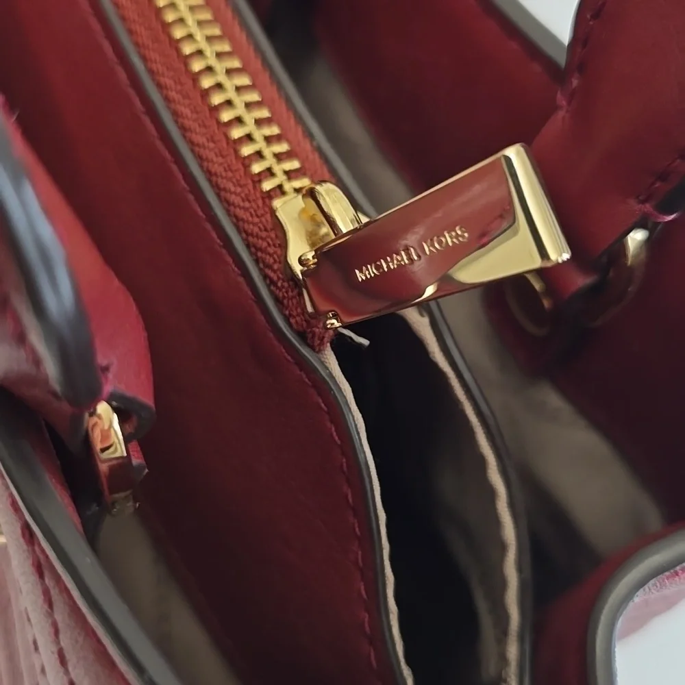 Michael Kors new adjustable